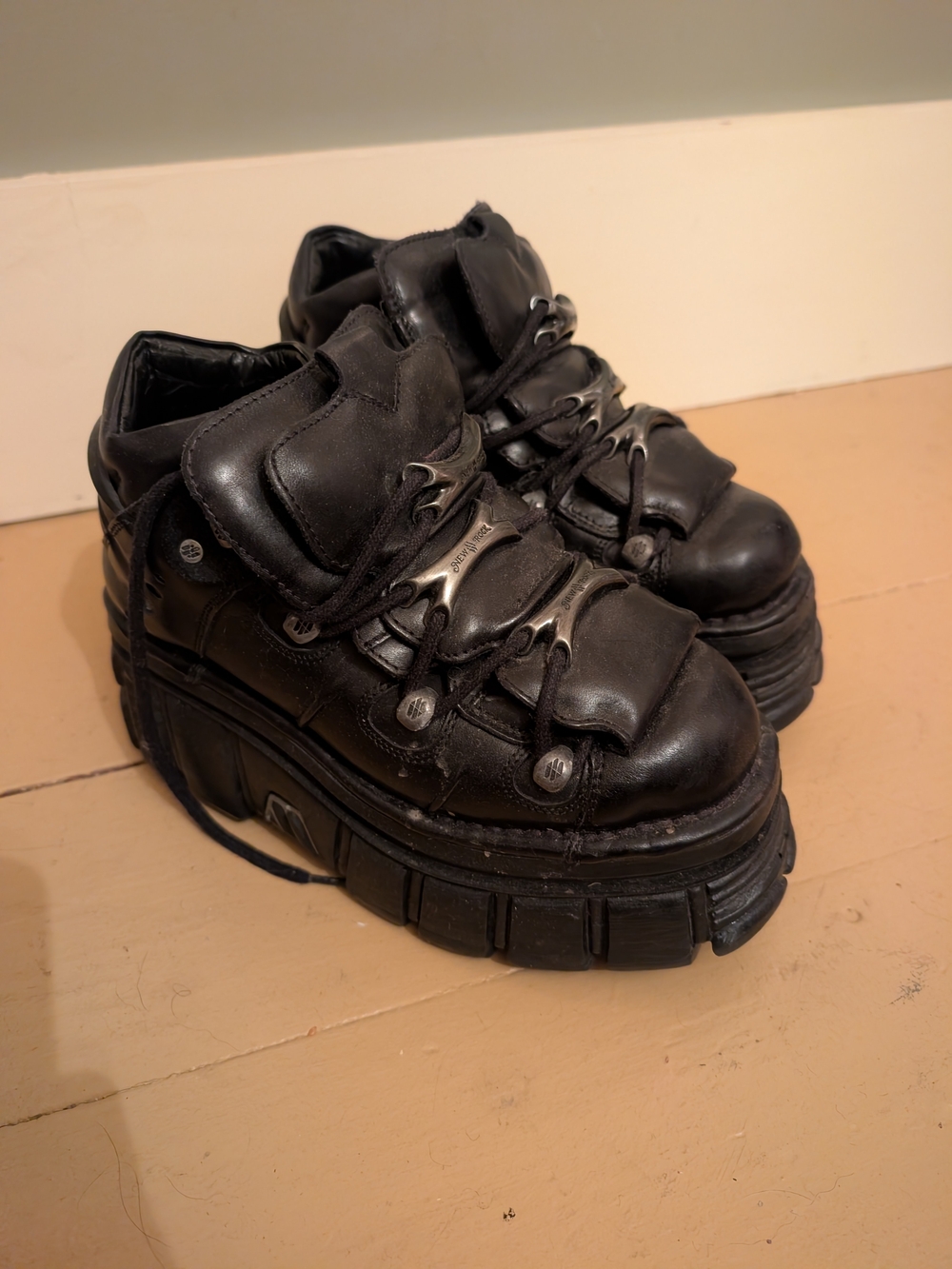 New Rock Platform Boots